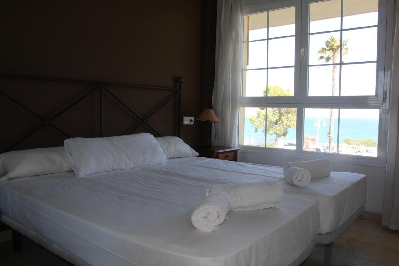 Apartamentos Torreon Del Mar 贝纳尔马德纳 外观 照片