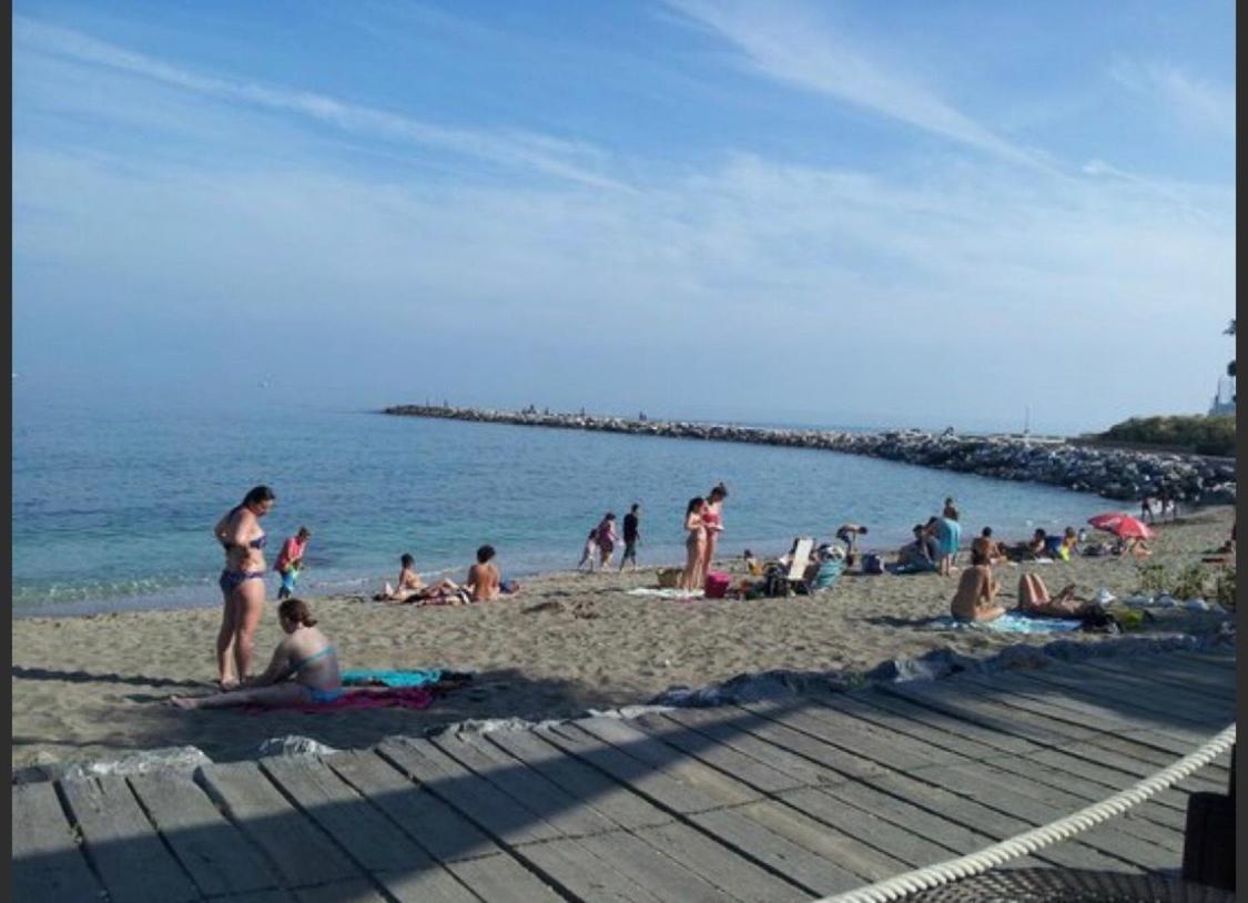 Apartamentos Torreon Del Mar 贝纳尔马德纳 外观 照片