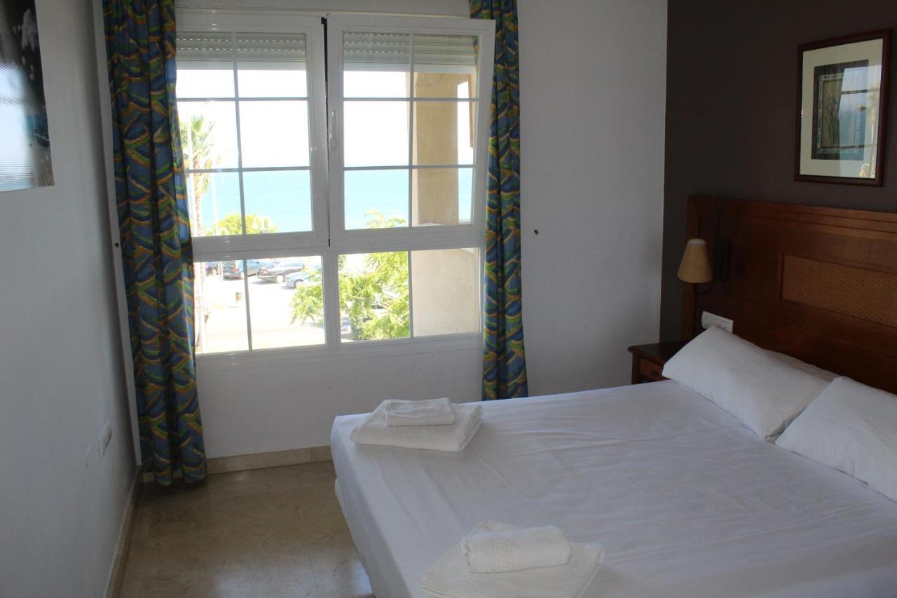 Apartamentos Torreon Del Mar 贝纳尔马德纳 外观 照片