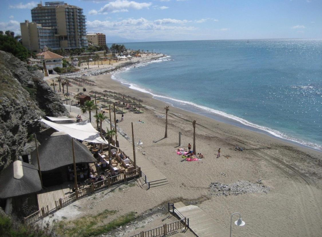 Apartamentos Torreon Del Mar 贝纳尔马德纳 外观 照片