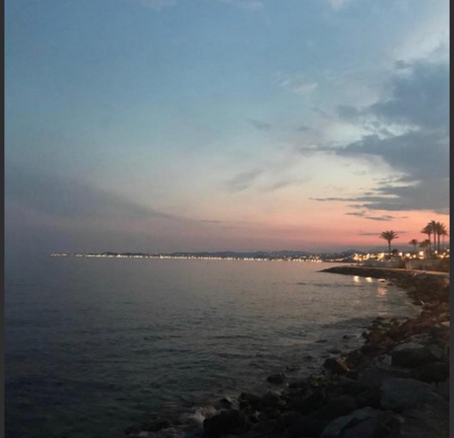 Apartamentos Torreon Del Mar 贝纳尔马德纳 外观 照片