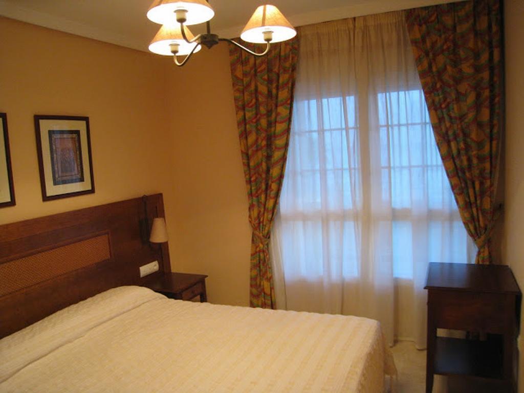 Apartamentos Torreon Del Mar 贝纳尔马德纳 客房 照片